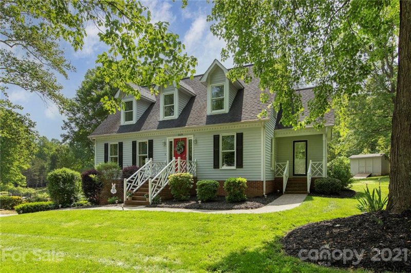 Property image 2 at 2409 Sugar Lane, Gastonia, NC 28056