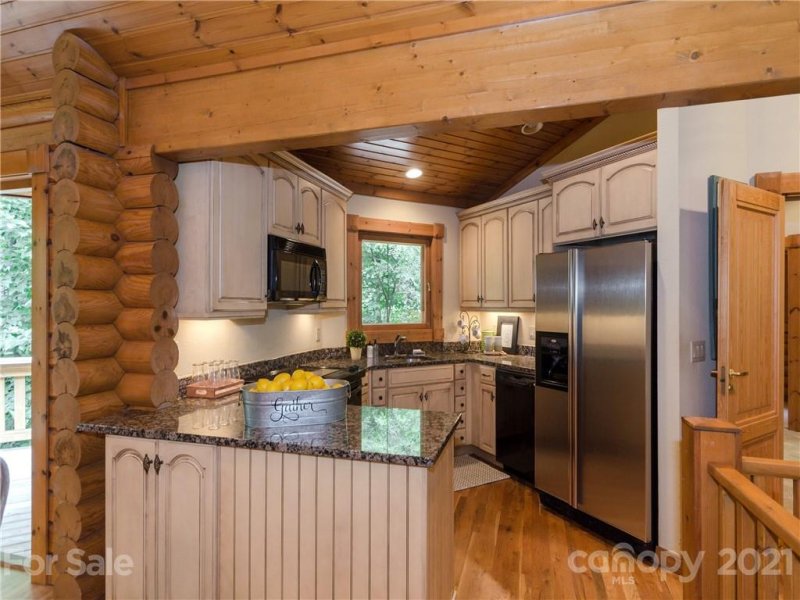 Property image 4 at 70 Ladyslipper Lane, Waynesville, NC 28786