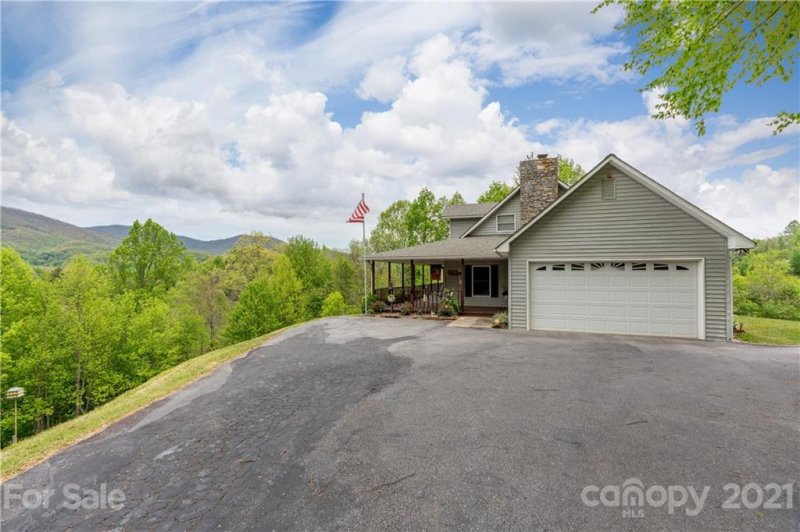 Property image 4 at 421 Applehill Drive, Waynesville, NC 28786