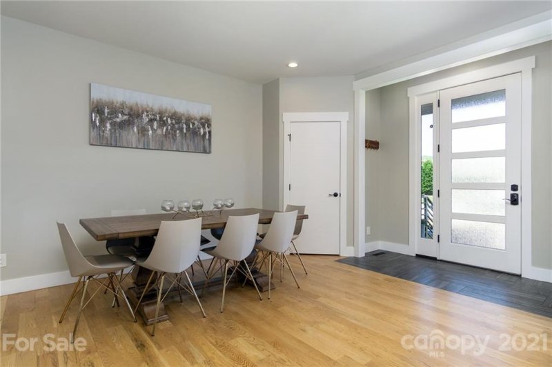 Property image 3 at 11 Pondberry Court, Asheville, NC 28806