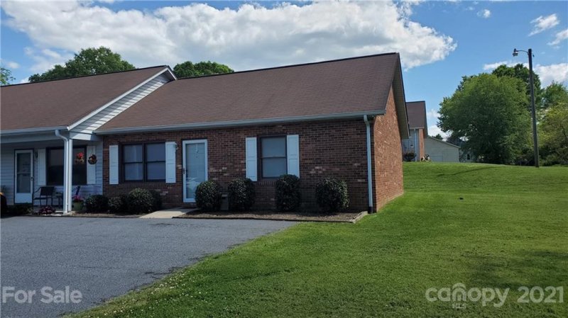 Property image 2 at 115 23rd Street, Hickory, NC 28601