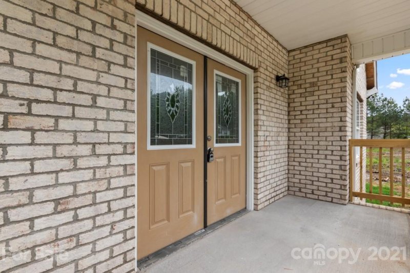 Property image 4 at 201 Sheffield Drive, York, SC 29745