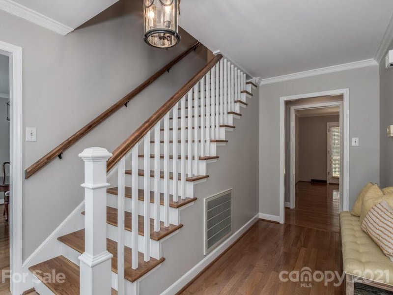 Property image 5 at 2500 Innsbrook Road, Charlotte, NC 28226