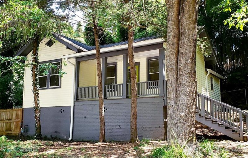 Property image 2 at 18 Wood Avenue, Asheville, NC 28803