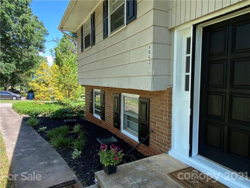 Property image 4 at 4642 Diamond Street, Claremont, NC 28610