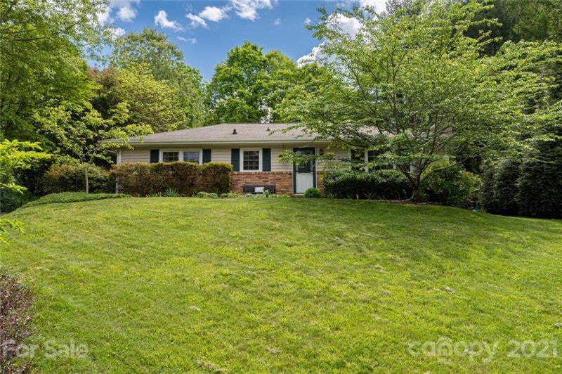 Property image 2 at 20 Pinehurst Road, Asheville, NC 28805