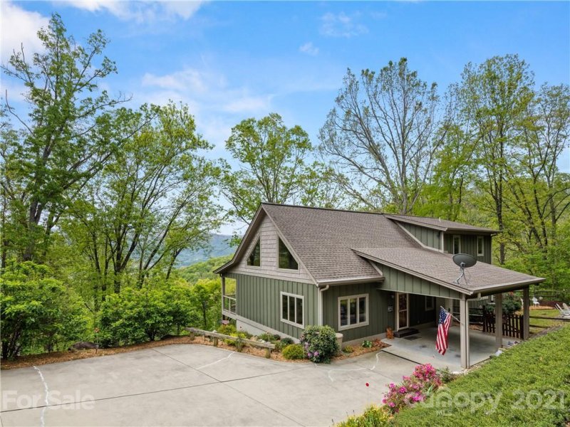 Property image 2 at 26 Ashewood Lane, Waynesville, NC 28786