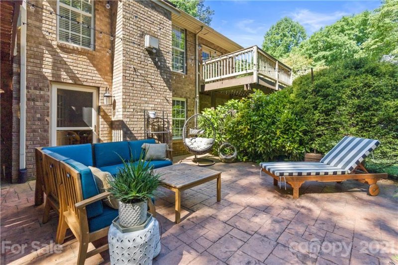 Property image 3 at 5720 Crown Hill Drive, Mint Hill, NC 28227