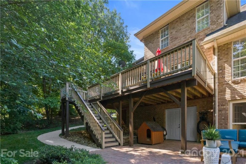 Property image 4 at 5720 Crown Hill Drive, Mint Hill, NC 28227