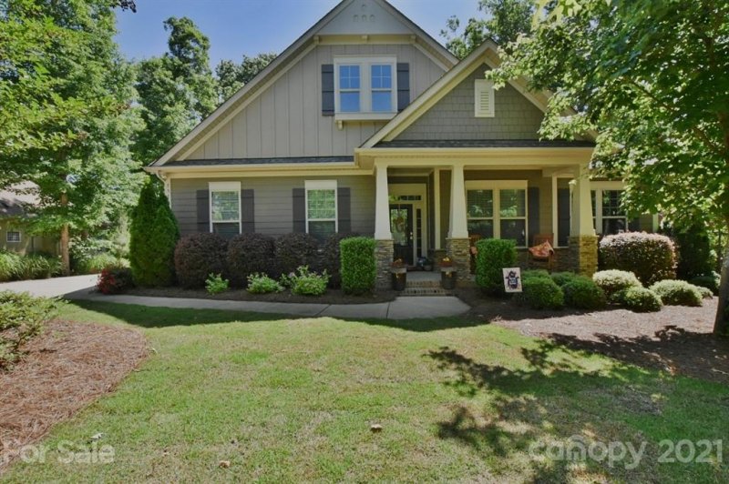 Property image 2 at 757 Fawns Glen Place, Clover, SC 29710