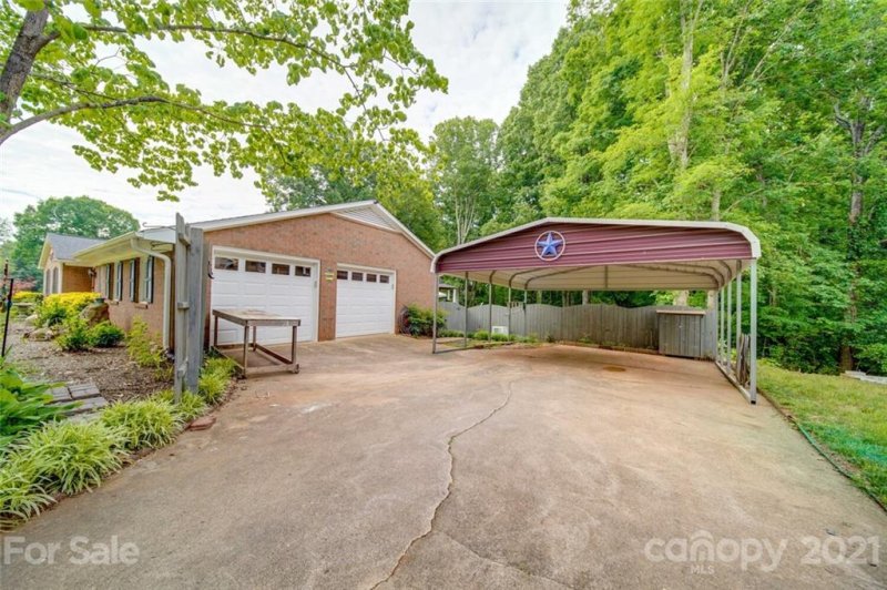 Property image 5 at 395 Spicewood Lane, Salisbury, NC 28147