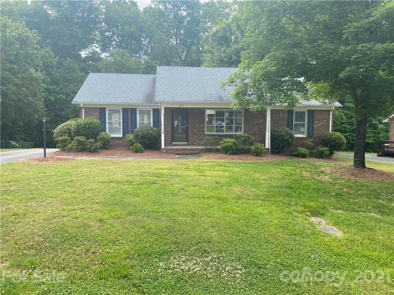 Property image 2 at 2331 Ellerbe Drive, Kannapolis, NC 28083