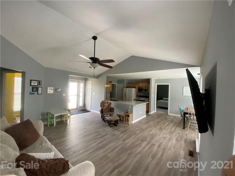 Property image 3 at 1242 Glory Court, Oakboro, NC 28129