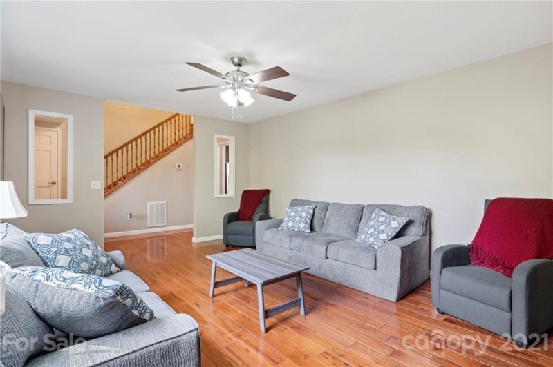 Property image 4 at 10 Shooting Star Ridge, Canton, NC 28716