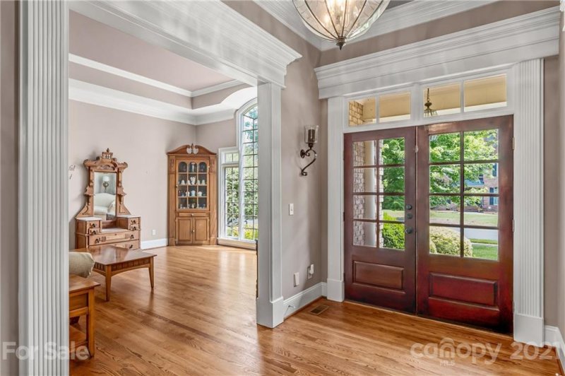 Property image 4 at 3316 Maryhurst Lane, Charlotte, NC 28226