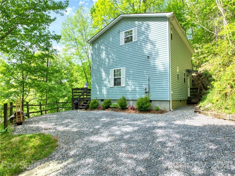 Property image 3 at 84 Hawk Nest Road, Maggie Valley, NC 28751