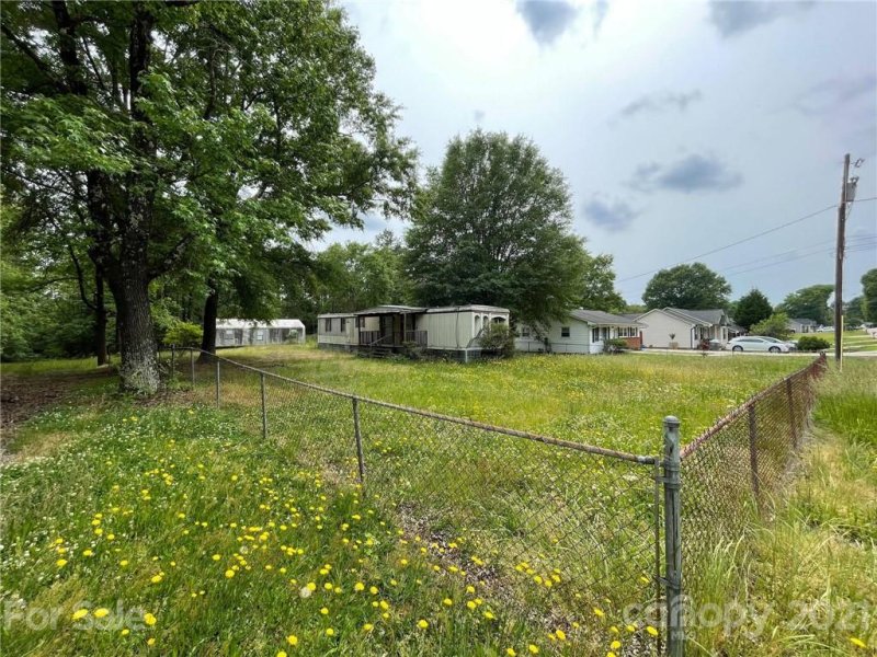 Property image 3 at 1502 Ontario Drive, Kannapolis, NC 28083