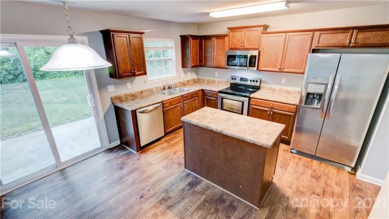 Property image 3 at 5415 Park Brook Drive, Charlotte, NC 28269