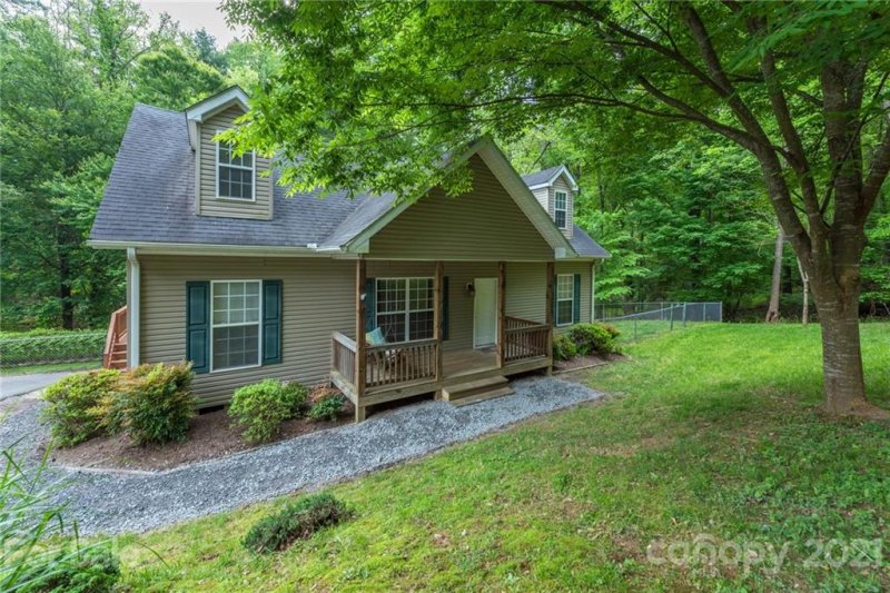 34 Grove Garden Avenue