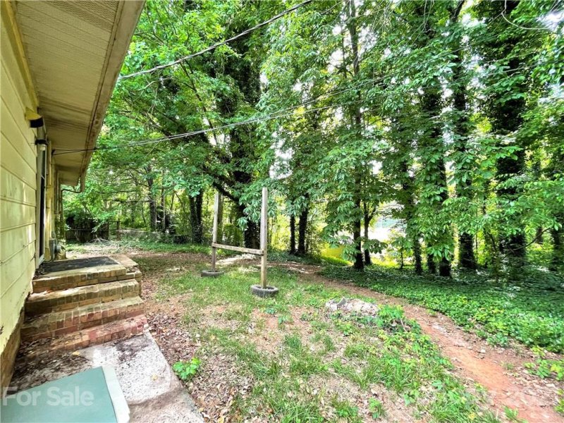 Property image 5 at 2015 Redwood Circle, Kings Mountain, NC 28086