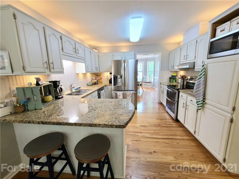 Property image 3 at 502 Fox Hollow Lane, Mills River, NC 28759