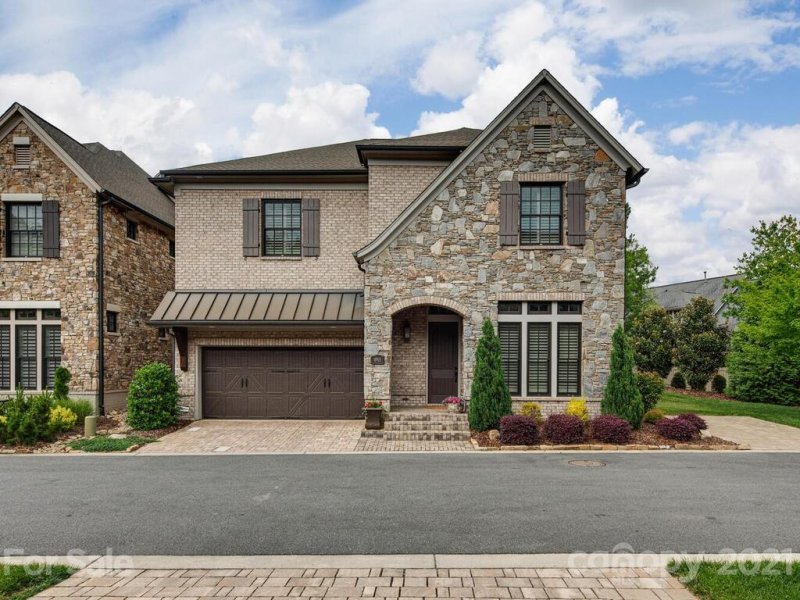 Property image 2 at 4915 Lazare Lane, Charlotte, NC 28210