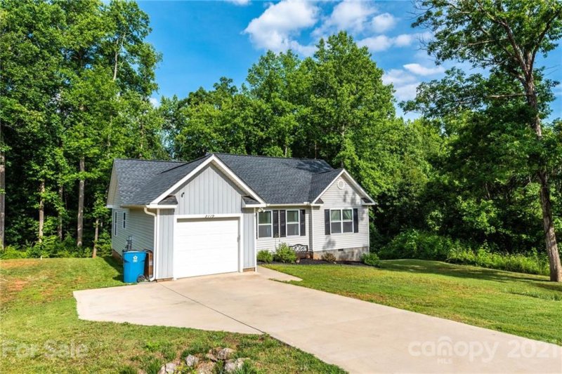 Property image 4 at 2119 Samanthas Wells None, Newton, NC 28658