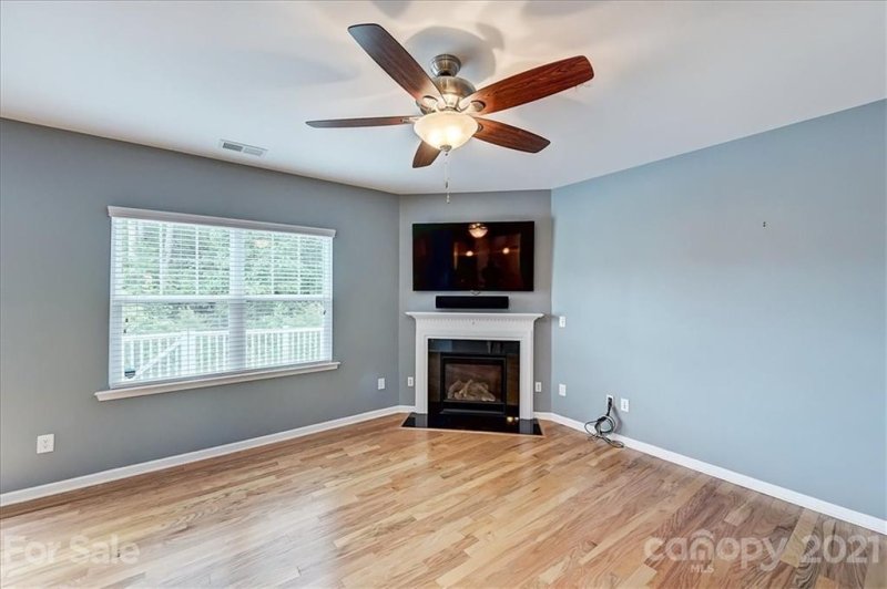 Property image 4 at 143 Portola Valley Drive, Mooresville, NC 28117