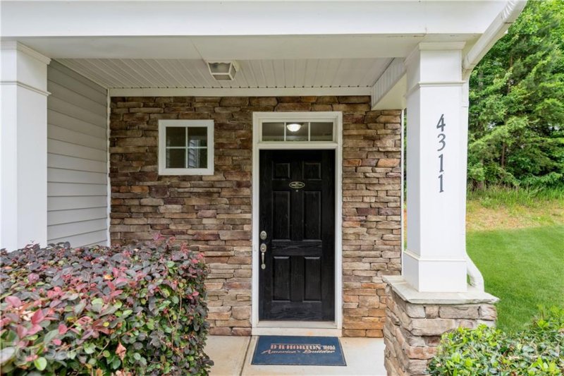 Property image 2 at 4311 Hubbard Falls Drive, Charlotte, NC 28269