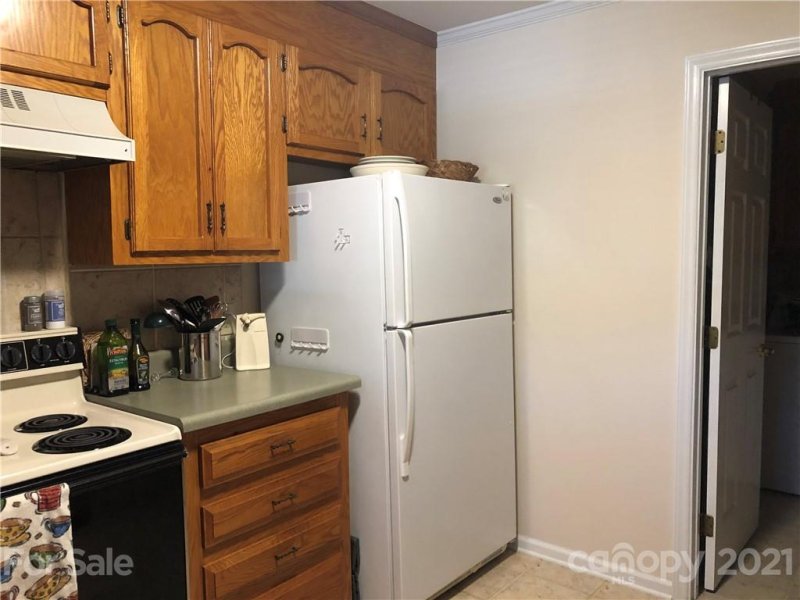 Property image 4 at 803 Cornwallis Avenue, Gastonia, NC 28056