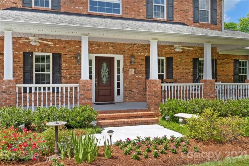 Property image 4 at 5637 Mountaineer Lane, Concord, NC 28025