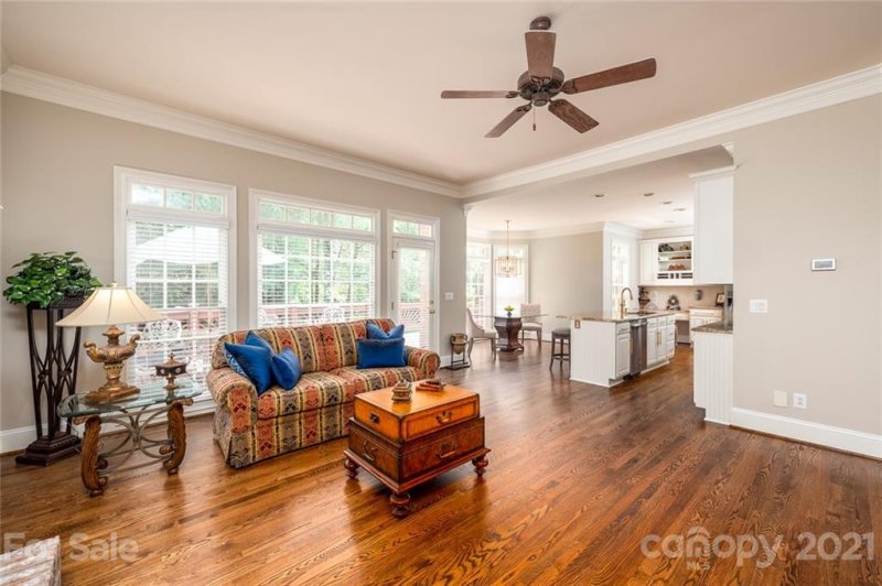 Property image 5 at 3419 Maryhurst Lane, Charlotte, NC 28226