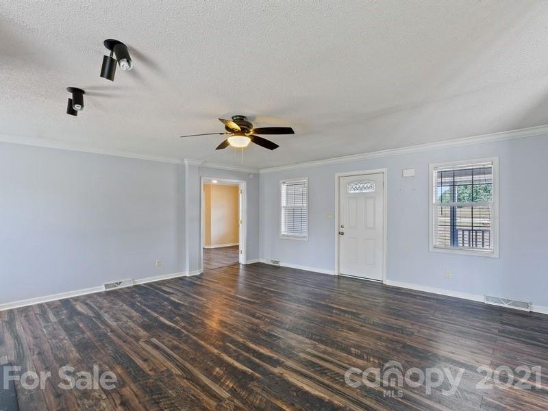 Property image 3 at 5005 Sedgefield Drive, Lancaster, SC 29720