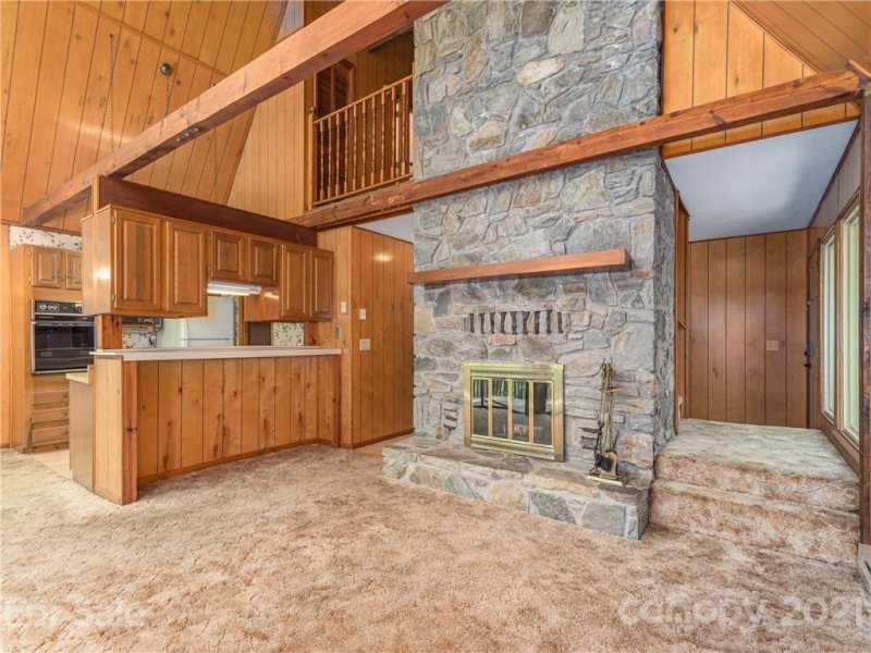 Property image 3 at 685 Locust Drive, Maggie Valley, NC 28751