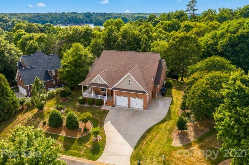 Property image 2 at 178 Windemere Isle Road, Statesville, NC 28677