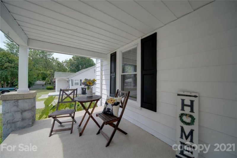 Property image 5 at 12 Willowbrook Drive, Concord, NC 28027