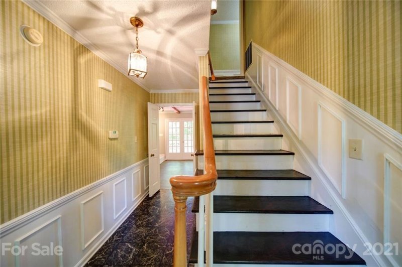 Property image 5 at 3020 Mount Vernon Drive, Gastonia, NC 28056