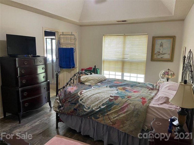 Property image 5 at 4280 Maybrook Court, Concord, NC 28027