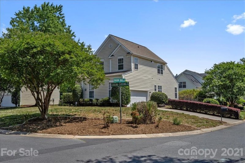 Property image 2 at 12300 Carolina Crossing Drive, Charlotte, NC 28273