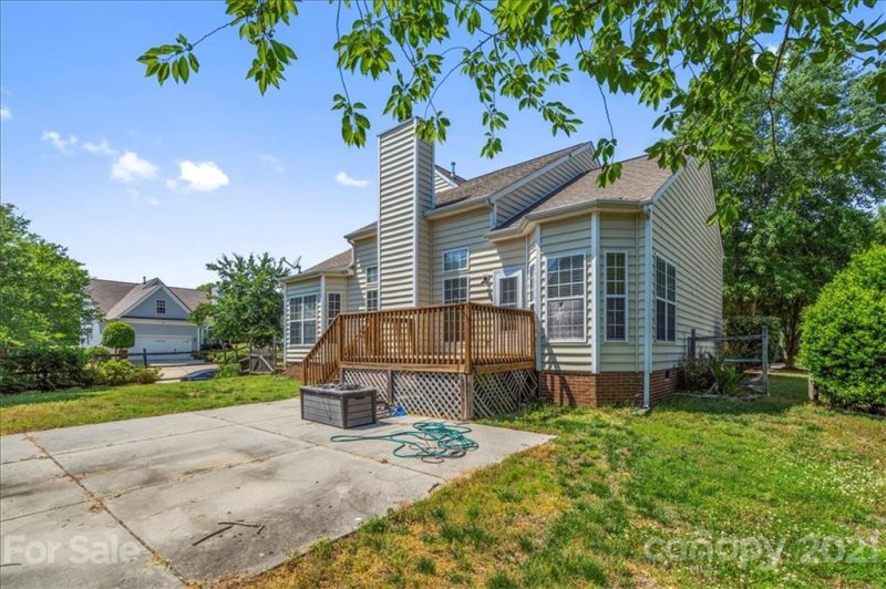 Property image 4 at 12300 Carolina Crossing Drive, Charlotte, NC 28273