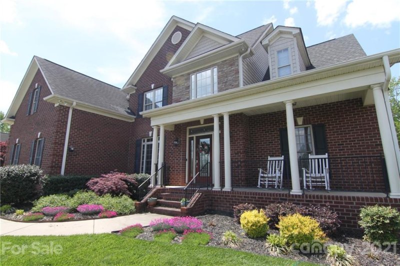 Property image 2 at 112 Daniel Efird Drive, Mount Holly, NC 28120