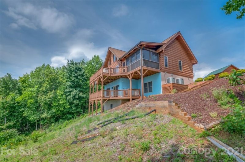 Property image 2 at 212 Tahawus Drive, Bostic, NC 28018