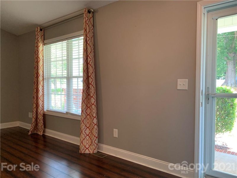 Property image 2 at 203 Pleasant Street, Belmont, NC 28012