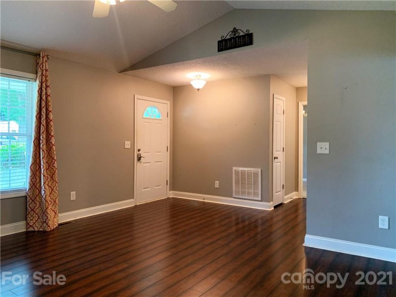 Property image 4 at 203 Pleasant Street, Belmont, NC 28012