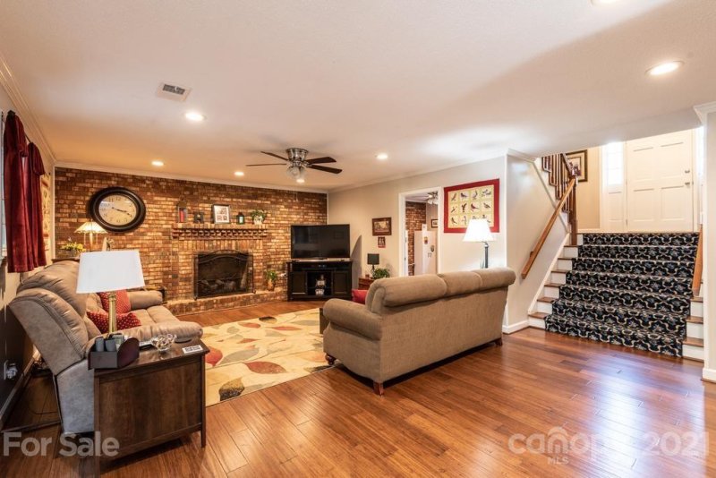 Property image 5 at 1921 12th Street, Hickory, NC 28601