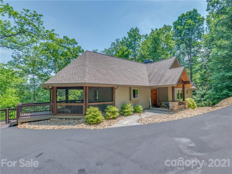 Property image 4 at 438 Lakewood Drive, Lake Lure, NC 28746