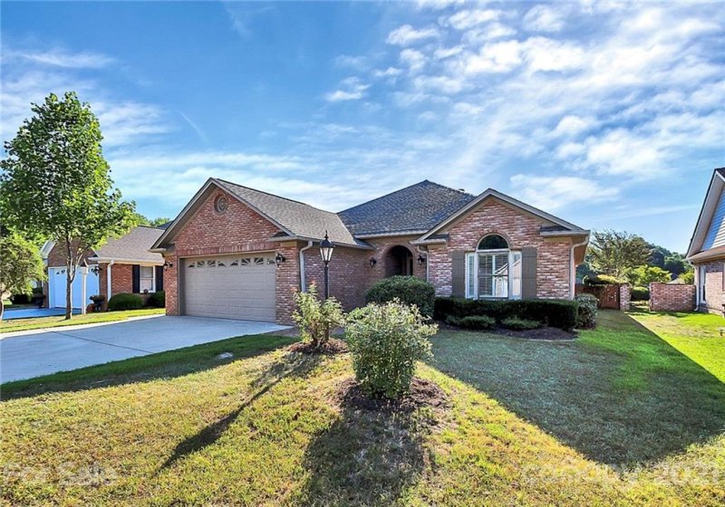 512 Scarboro Lane