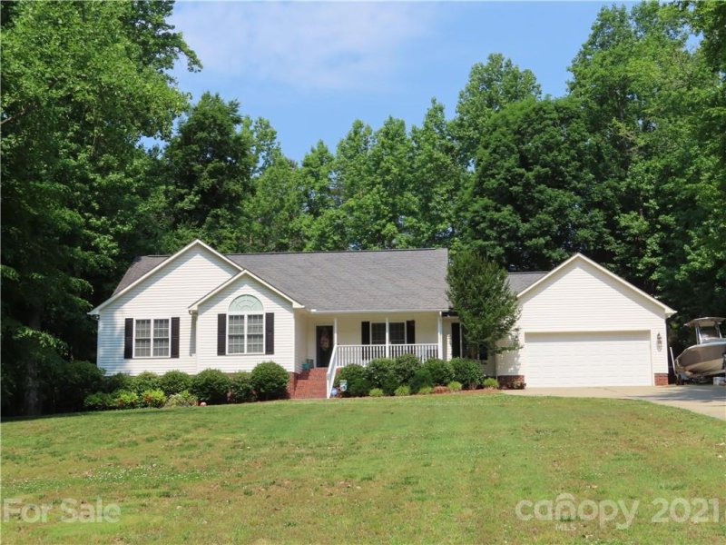 255 Tanager Drive