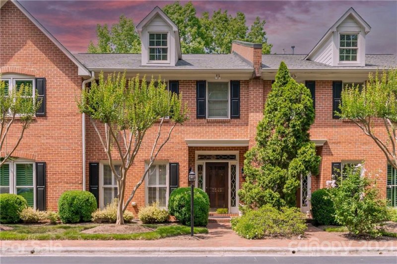 Property image 3 at 3549 Kylemore Court, Charlotte, NC 28210