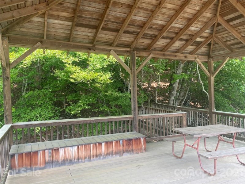 Property image 3 at 102 Lake Haven Drive, Marion, NC 28752